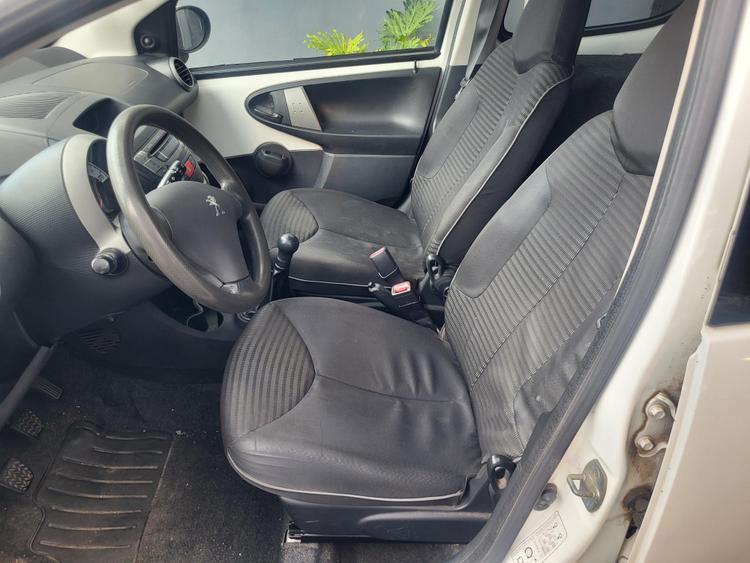 voiture occasion PEUGEOT 107 à la Réunion disponible sur noutlauto.re