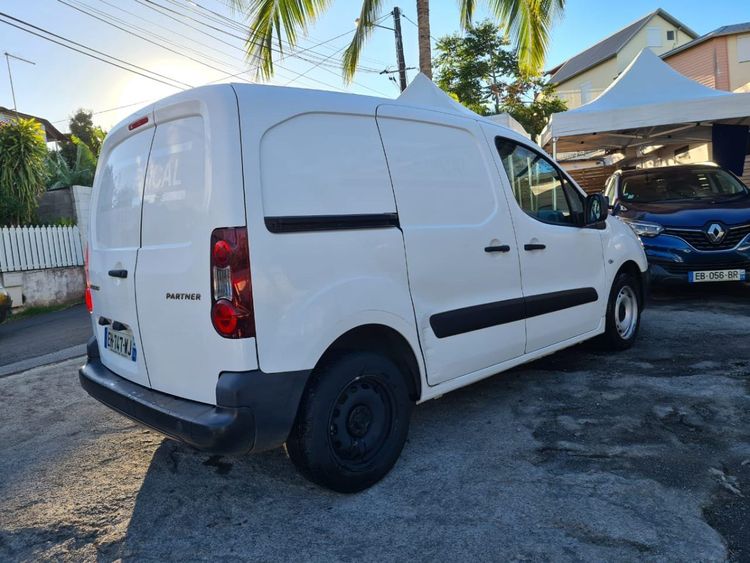 voiture occasion PEUGEOT PARTNER à la Réunion disponible sur noutlauto.re