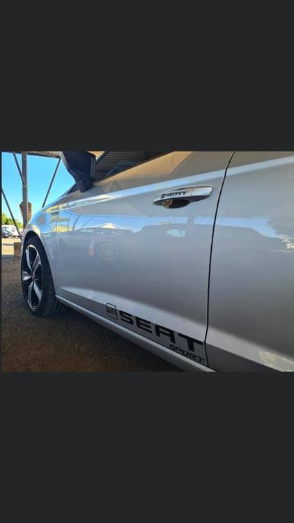 voiture occasion SEAT LEON à la Réunion disponible sur noutlauto.re
