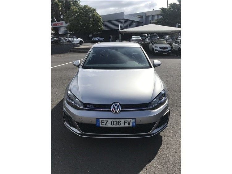 voiture occasion VOLKSWAGEN GOLF à la Réunion disponible sur noutlauto.re