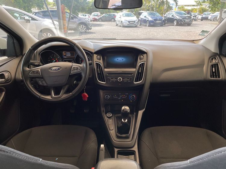 voiture occasion FORD FOCUS à la Réunion disponible sur noutlauto.re