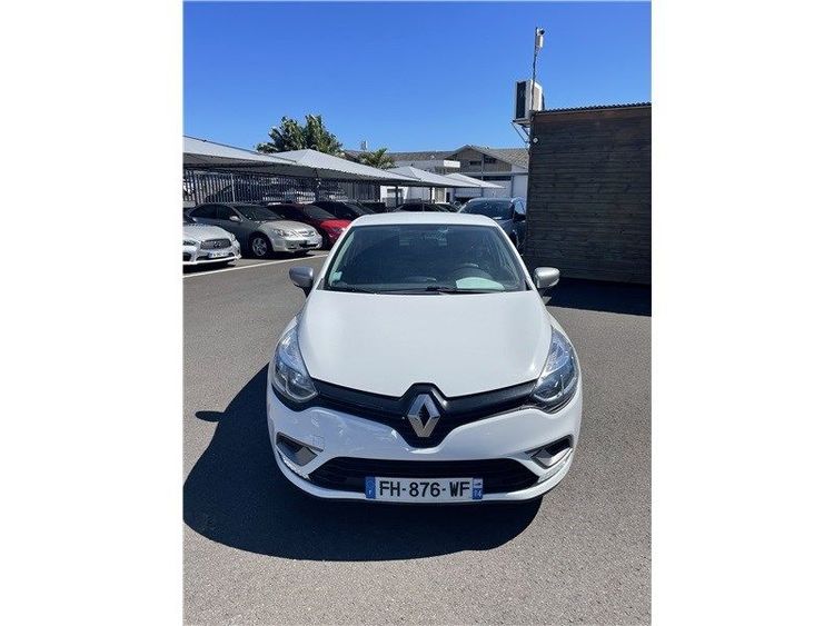 voiture occasion RENAULT CLIO à la Réunion disponible sur noutlauto.re