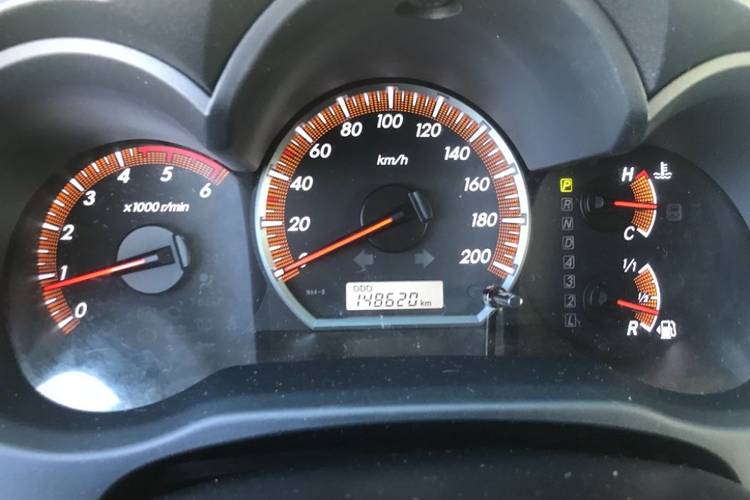 voiture occasion TOYOTA HILUX à la Réunion disponible sur noutlauto.re