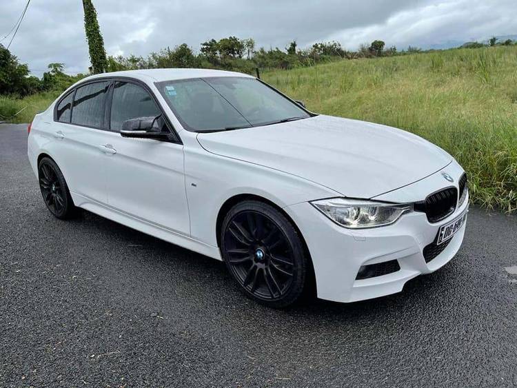 voiture occasion BMW SERIE 3 à la Réunion disponible sur noutlauto.re