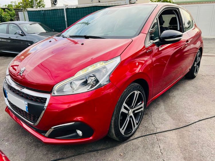 voiture occasion PEUGEOT 208 à la Réunion disponible sur noutlauto.re