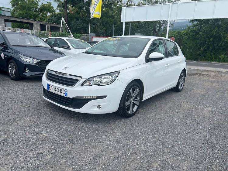voiture occasion PEUGEOT 308 à la Réunion disponible sur noutlauto.re