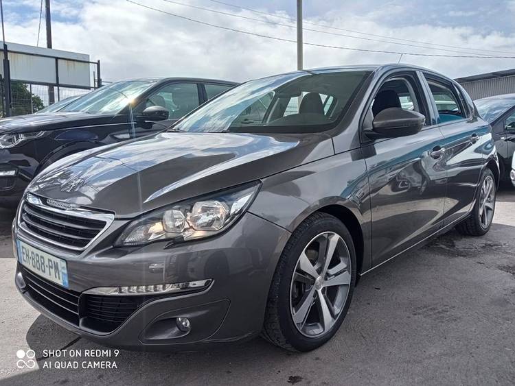 voiture occasion PEUGEOT 308 à la Réunion disponible sur noutlauto.re