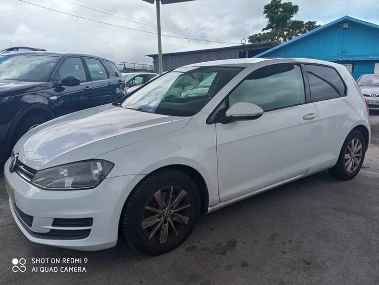 voiture occasion VOLKSWAGEN GOLF à la Réunion disponible sur noutlauto.re