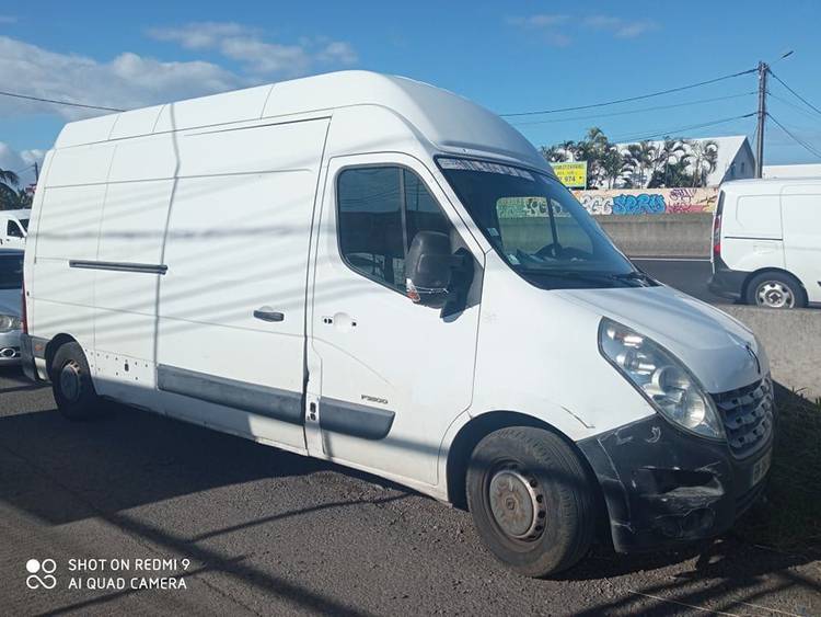 voiture occasion RENAULT MASTER à la Réunion disponible sur noutlauto.re