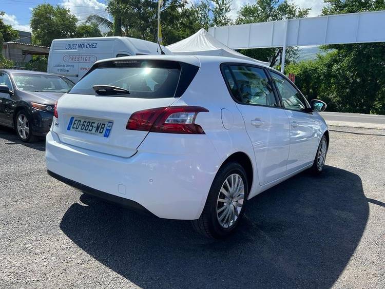 voiture occasion PEUGEOT 308 à la Réunion disponible sur noutlauto.re