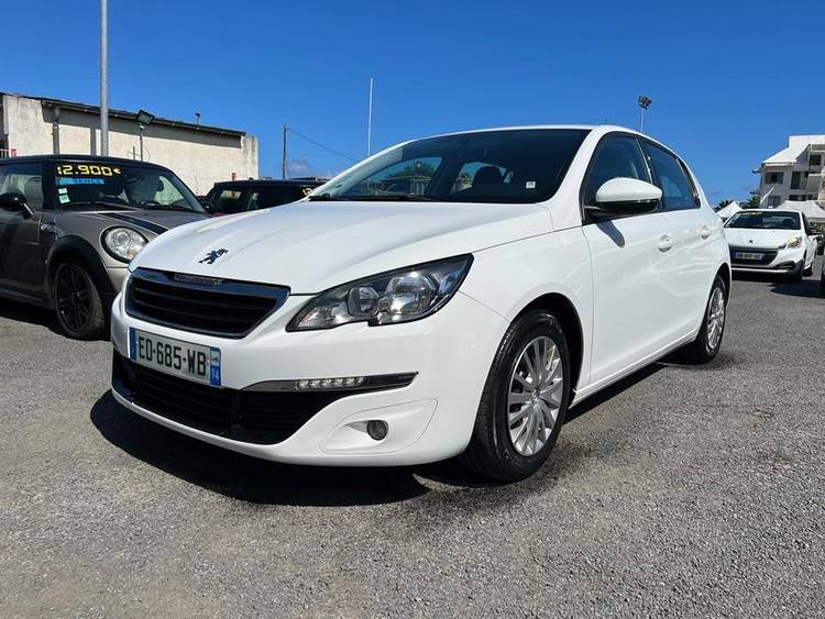 voiture occasion PEUGEOT 308 à la Réunion disponible sur noutlauto.re