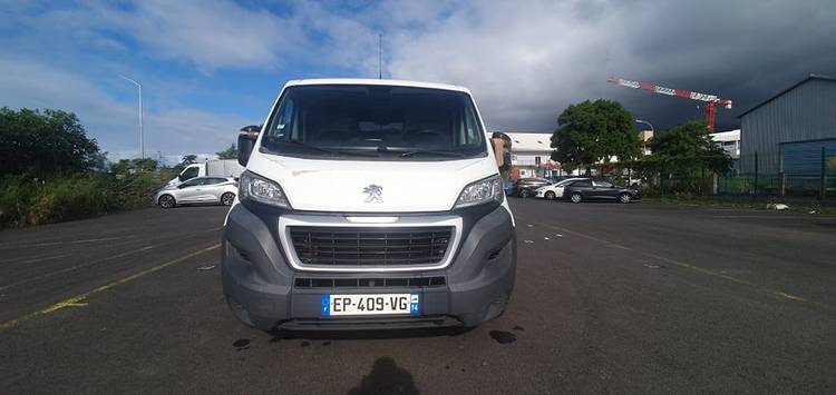 voiture occasion PEUGEOT BOXER à la Réunion disponible sur noutlauto.re
