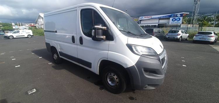 voiture occasion PEUGEOT BOXER à la Réunion disponible sur noutlauto.re