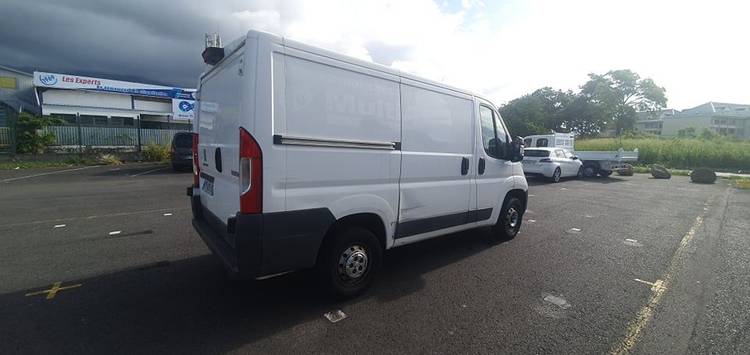 voiture occasion PEUGEOT BOXER à la Réunion disponible sur noutlauto.re