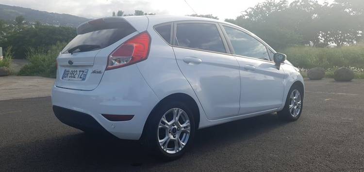 voiture occasion FORD FIESTA à la Réunion disponible sur noutlauto.re