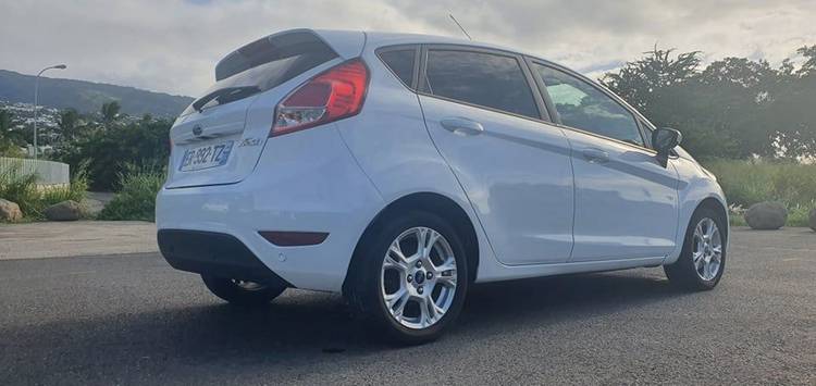 voiture occasion FORD FIESTA à la Réunion disponible sur noutlauto.re