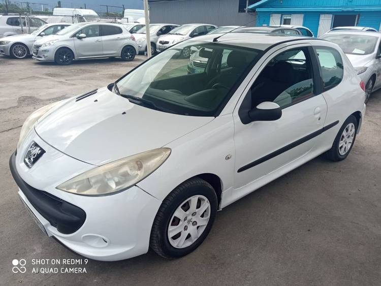 voiture occasion PEUGEOT 206+ à la Réunion disponible sur noutlauto.re