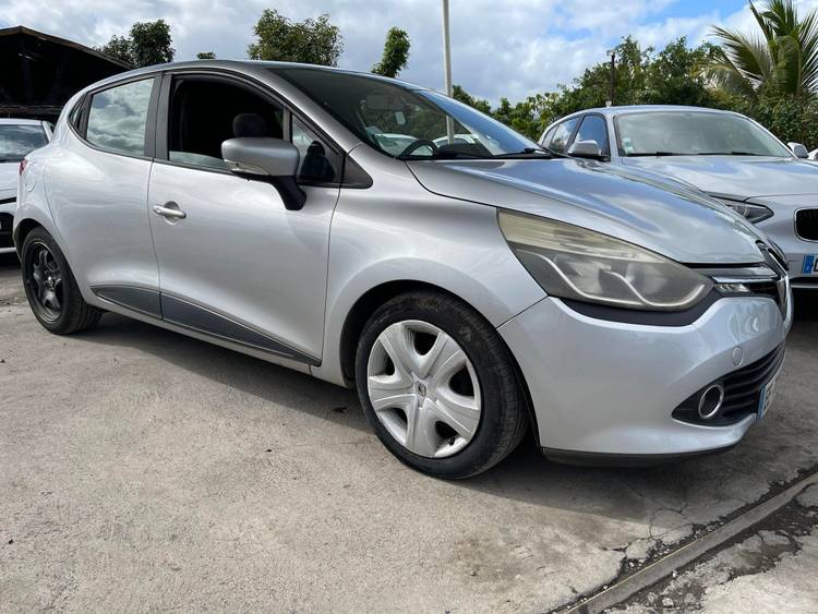 voiture occasion RENAULT CLIO à la Réunion disponible sur noutlauto.re