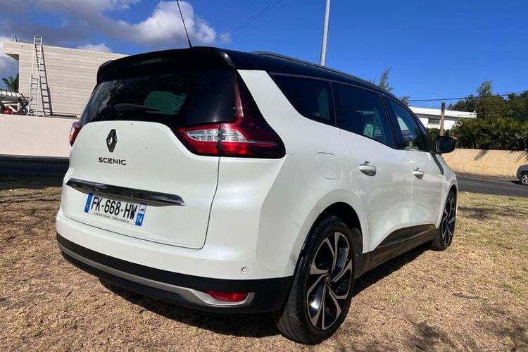 voiture occasion RENAULT SCENIC à la Réunion disponible sur noutlauto.re