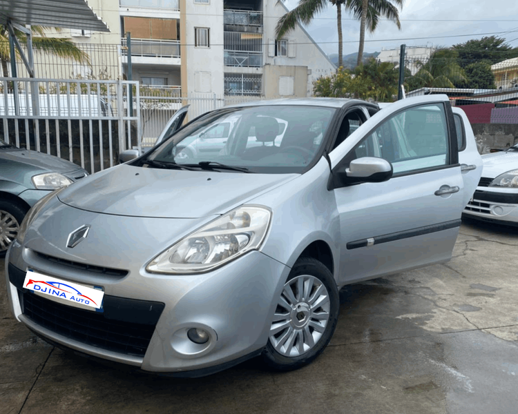 voiture occasion RENAULT CLIO à la Réunion disponible sur noutlauto.re