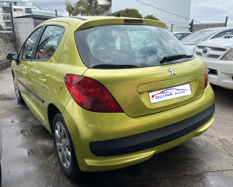 voiture occasion PEUGEOT 207 à la Réunion disponible sur noutlauto.re