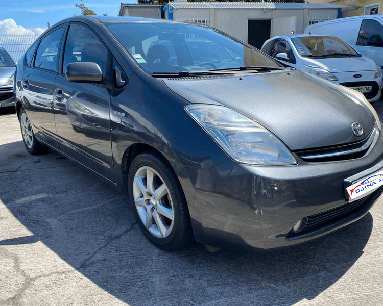 voiture occasion TOYOTA PRIUS à la Réunion disponible sur noutlauto.re