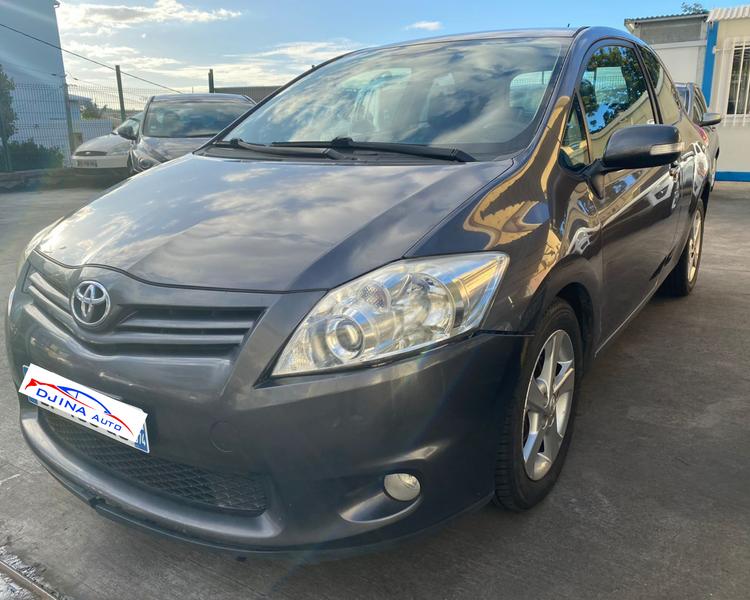 voiture occasion TOYOTA AURIS à la Réunion disponible sur noutlauto.re