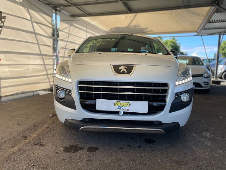 voiture occasion PEUGEOT 3008 à la Réunion disponible sur noutlauto.re