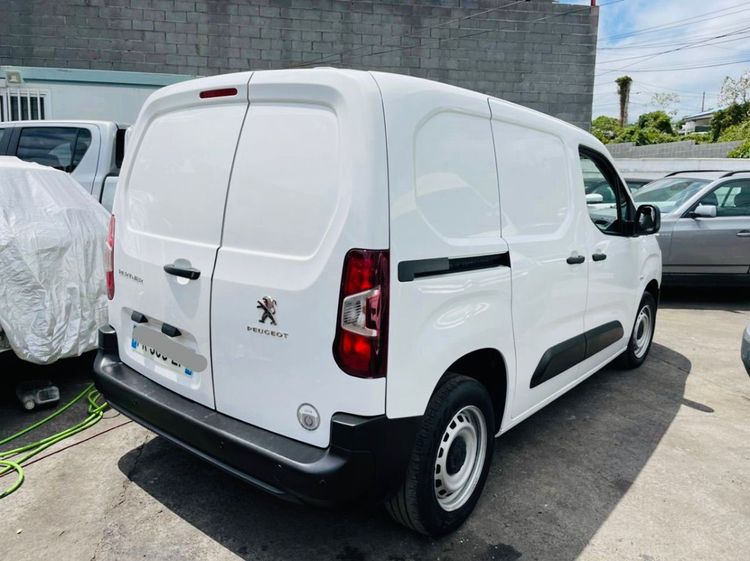 voiture occasion PEUGEOT PARTNER à la Réunion disponible sur noutlauto.re