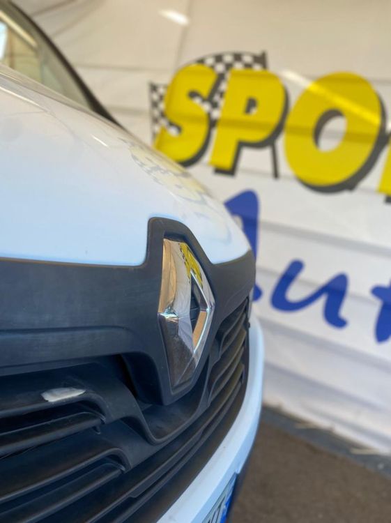 voiture occasion RENAULT TRAFIC à la Réunion disponible sur noutlauto.re