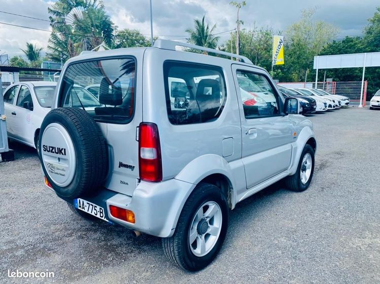 voiture occasion SUZUKI JIMNY à la Réunion disponible sur noutlauto.re
