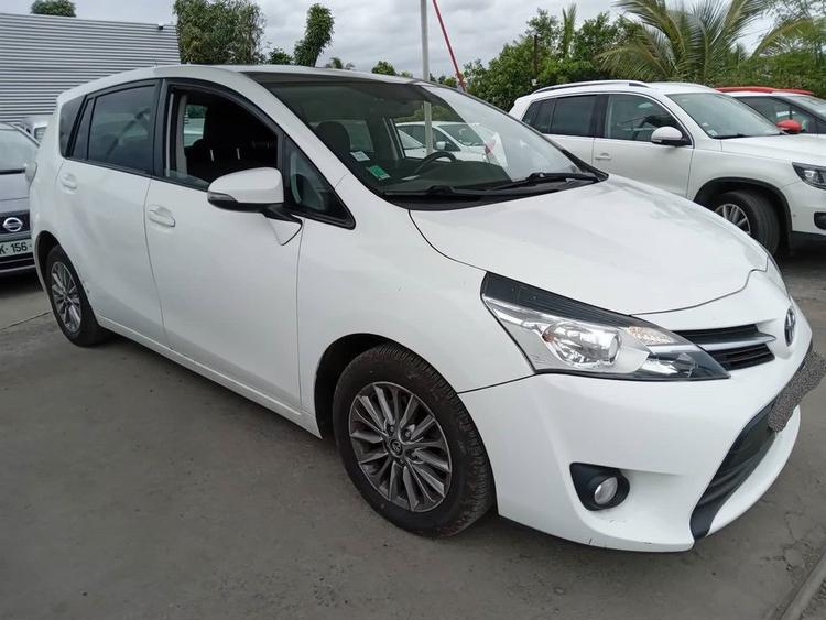 voiture occasion TOYOTA VERSO à la Réunion disponible sur noutlauto.re