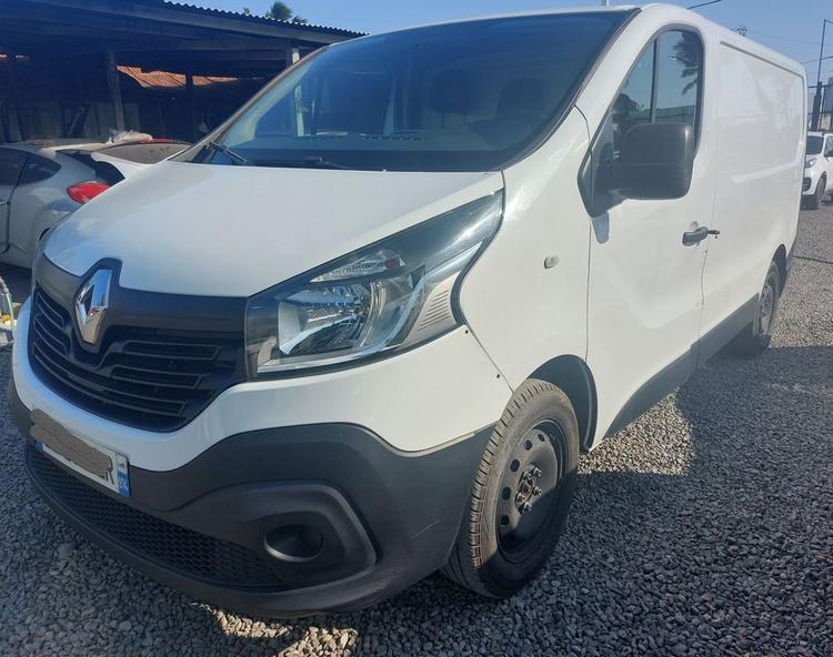 voiture occasion RENAULT TRAFIC à la Réunion disponible sur noutlauto.re