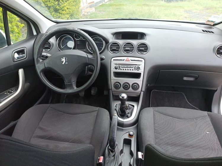 voiture occasion PEUGEOT 308 à la Réunion disponible sur noutlauto.re