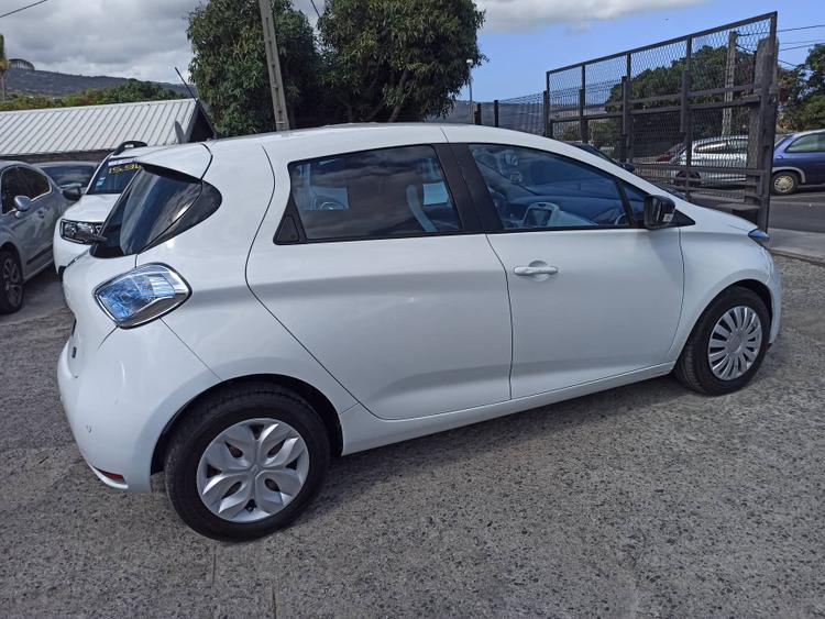 voiture occasion RENAULT ZOE à la Réunion disponible sur noutlauto.re