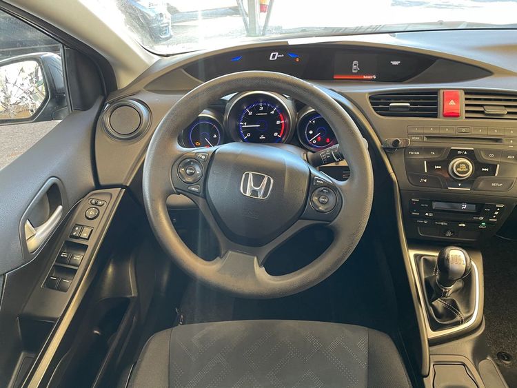 voiture occasion HONDA CIVIC à la Réunion disponible sur noutlauto.re