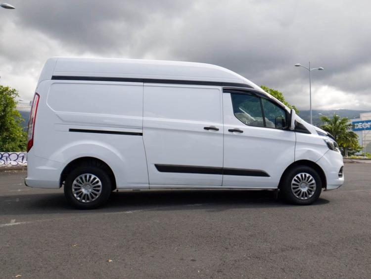 voiture occasion FORD TRANSIT CUSTOM à la Réunion disponible sur noutlauto.re