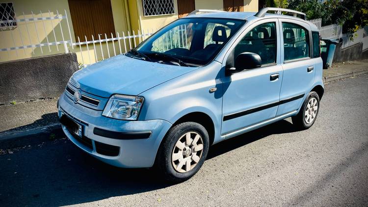 voiture occasion FIAT PANDA à la Réunion disponible sur noutlauto.re
