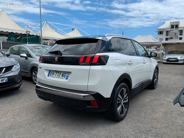 voiture occasion PEUGEOT 3008 à la Réunion disponible sur noutlauto.re