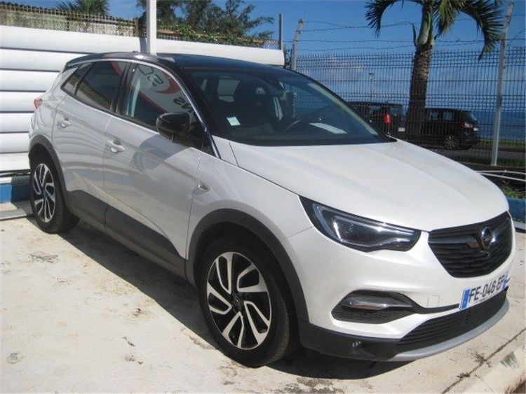 voiture occasion OPEL GRANDLAND X à la Réunion disponible sur noutlauto.re