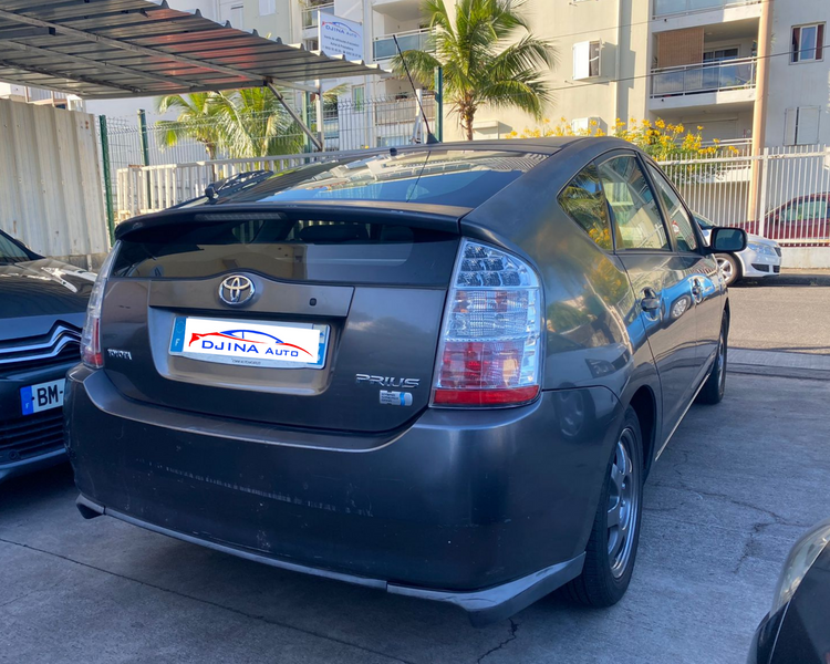 voiture occasion TOYOTA PRIUS à la Réunion disponible sur noutlauto.re