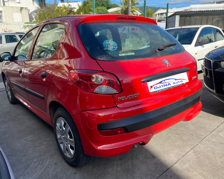 voiture occasion PEUGEOT 206+ à la Réunion disponible sur noutlauto.re