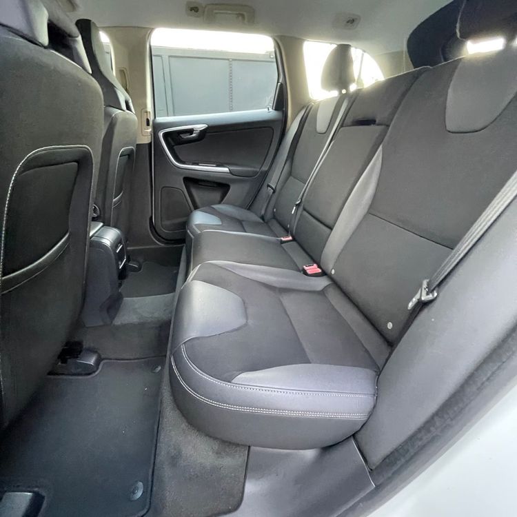 voiture occasion VOLVO XC 60 à la Réunion disponible sur noutlauto.re