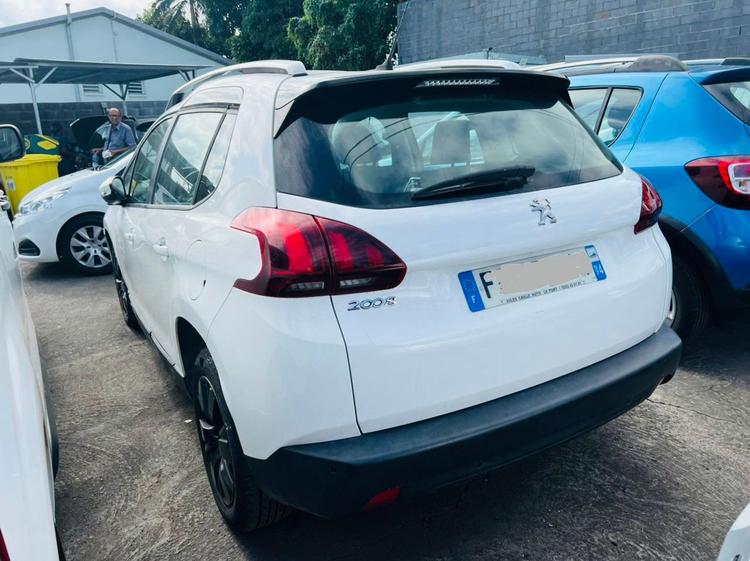 voiture occasion PEUGEOT 2008 à la Réunion disponible sur noutlauto.re