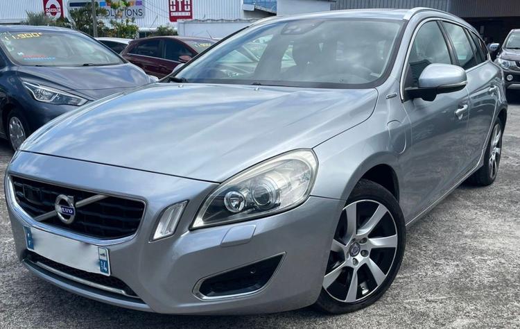 voiture occasion VOLVO V 60 à la Réunion disponible sur noutlauto.re