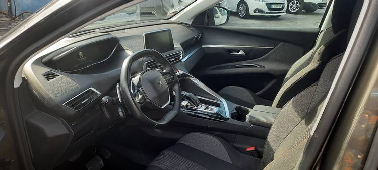 voiture occasion PEUGEOT 3008 à la Réunion disponible sur noutlauto.re