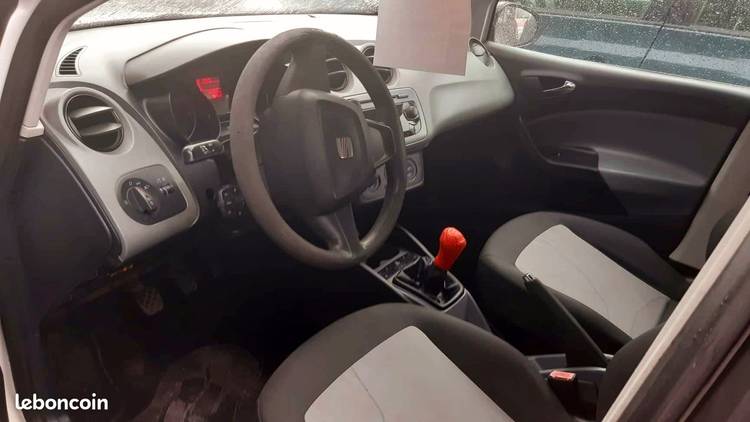 voiture occasion SEAT IBIZA à la Réunion disponible sur noutlauto.re