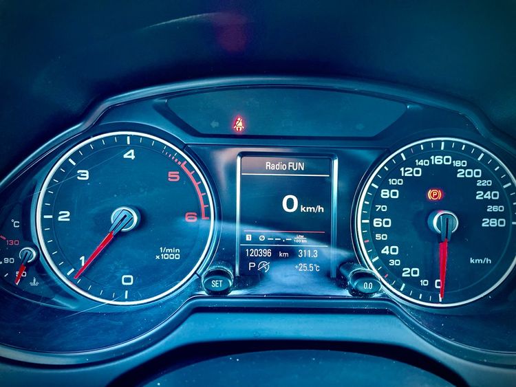 voiture occasion AUDI Q5 à la Réunion disponible sur noutlauto.re