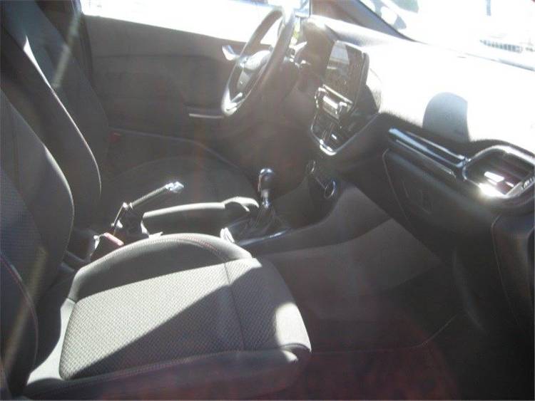 voiture occasion FORD FIESTA à la Réunion disponible sur noutlauto.re