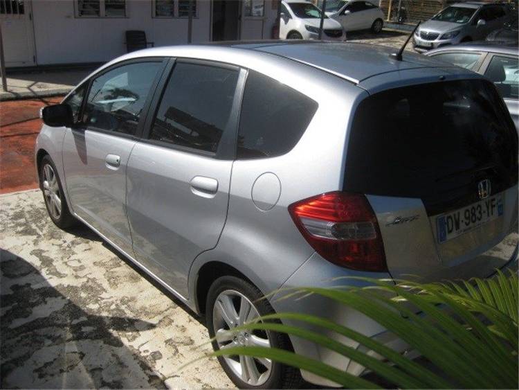 voiture occasion HONDA JAZZ à la Réunion disponible sur noutlauto.re